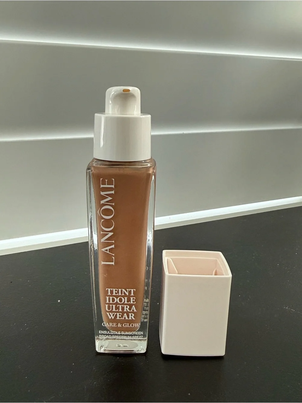 Lancôme NEW Teint Idole Ultra Wear Natural Matte Foundation with Hyaluronic Acid